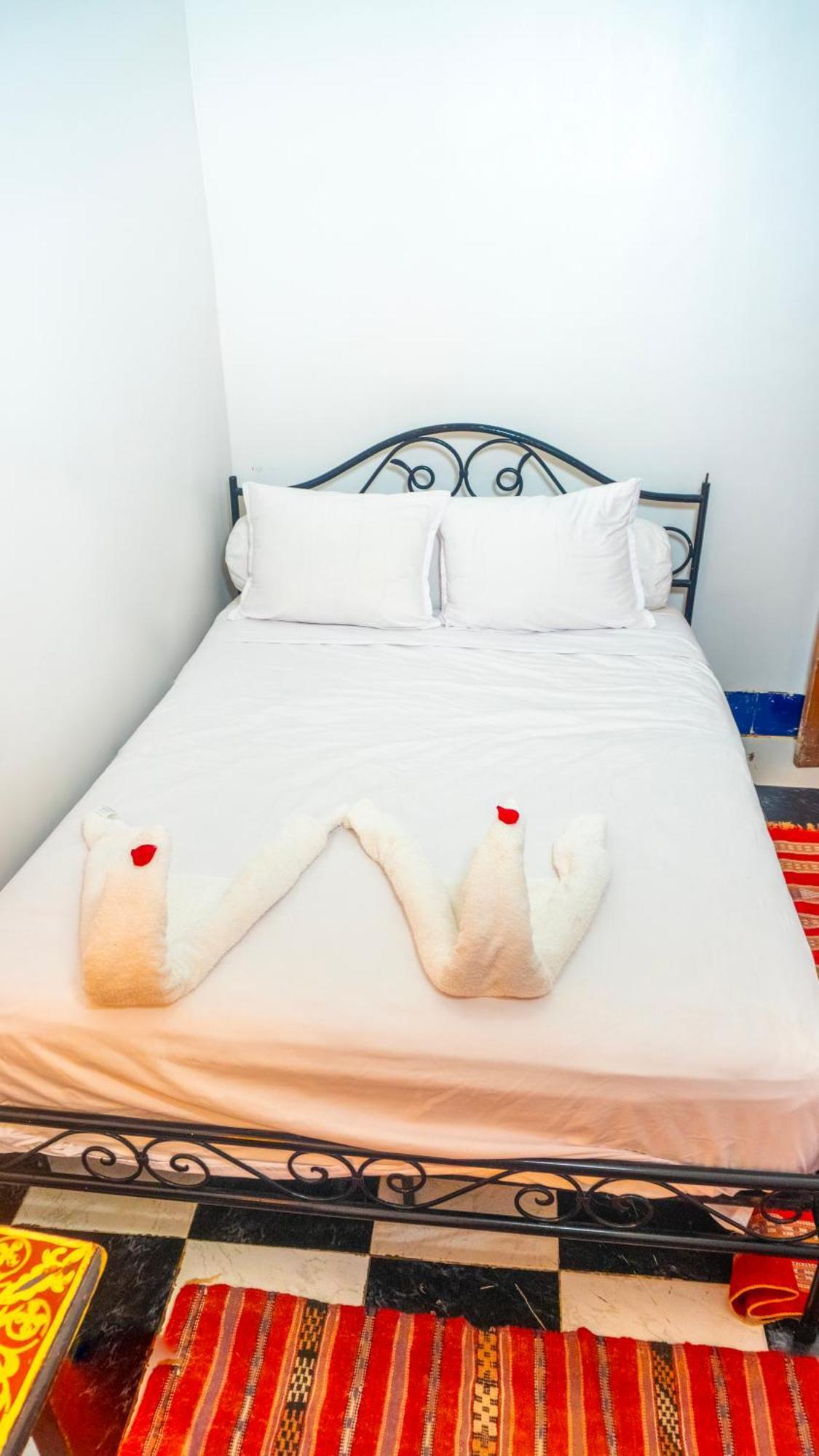 Hotel Imouzzer Маракеш Екстериор снимка